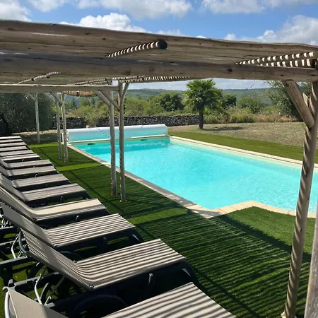 Roulotte Au Domaine Du Bouygues Casa rural